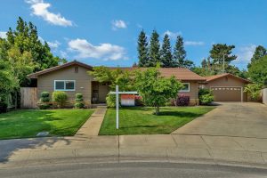 424 Gerard Drive photo